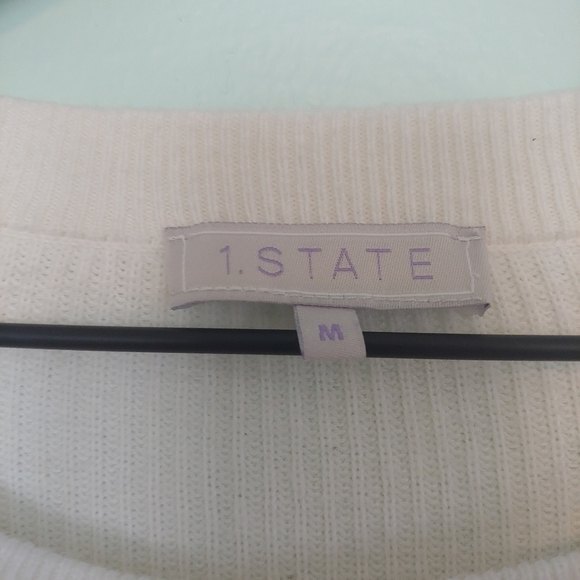 1. State Nomad Cream/Ivory Ruffle Sleeve Cropped Sweater Size Medium - Picture 5 of 8